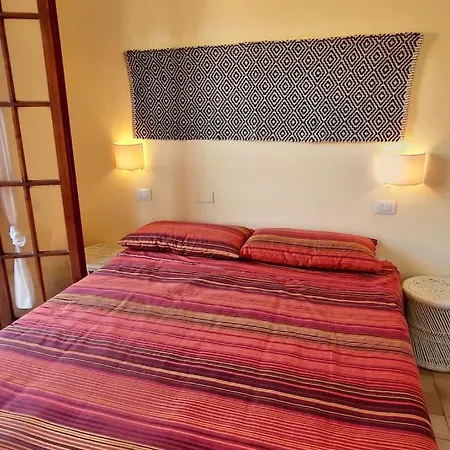 Σπίτι διακοπών 3min - Piazza Principale, Residenza Con Giardino Villasimius