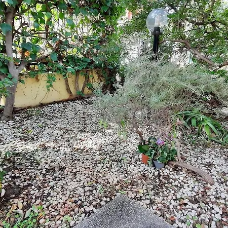 Σπίτι διακοπών 3min - Piazza Principale, Residenza Con Giardino Villasimius